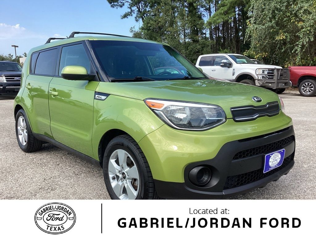 Used 2018 Kia Soul w/ Convenience Package FWD image 1
