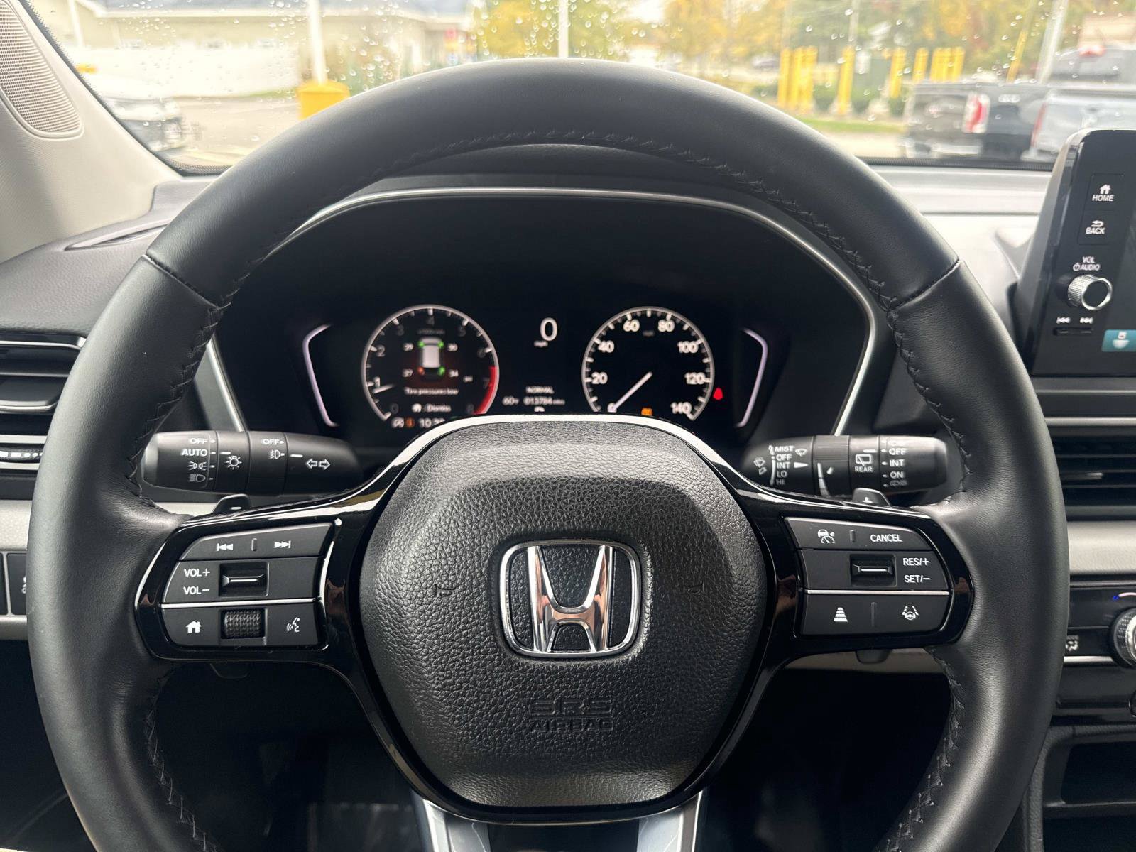 Used 2025 Honda Pilot EX-L image 28