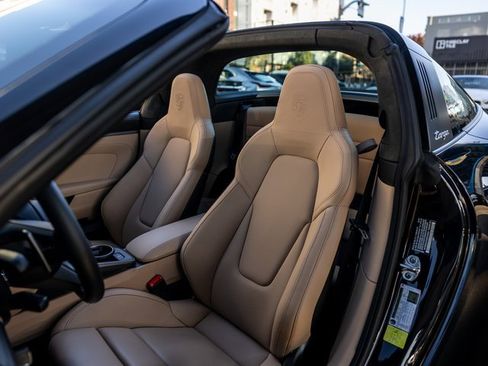 Used 2024 Porsche 911 Targa 4S image 5