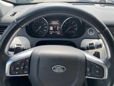 Used 2016 Land Rover Discovery Sport HSE image 13