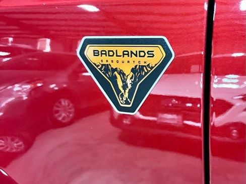 Used 2024 Ford Bronco Badlands AWD/4WD image 37