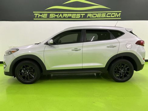 Used 2016 Hyundai Tucson SE w/ Option Group 02 FWD image 6