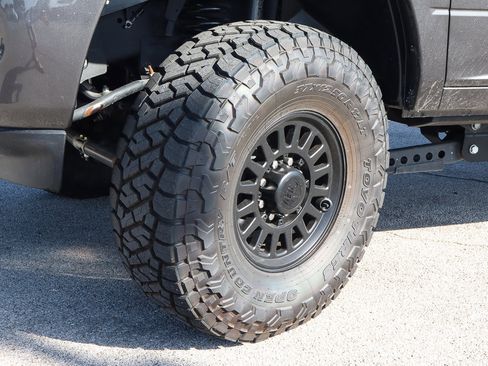 New 2024 RAM 2500 Big Horn w/ Night Edition image 12