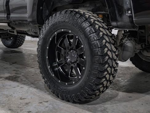 Used 2021 Ford F250 Platinum w/ FX4 Off-Road Package image 64