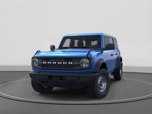 New 2025 Ford Bronco 4-Door image 2