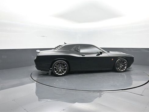 Used 2022 Dodge Challenger R/T Scat Pack image 8