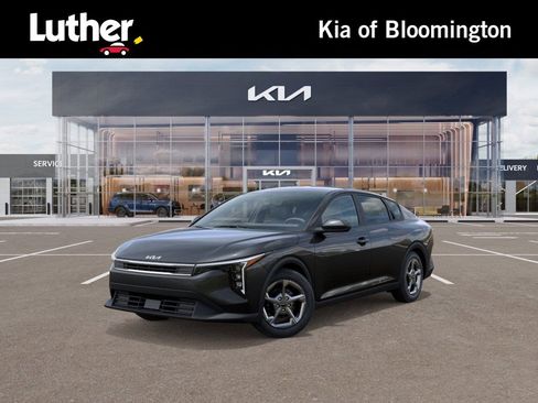 New 2026 Kia K4 LXS image 1