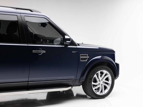 Used 2016 Land Rover LR4 HSE AWD/4WD image 29