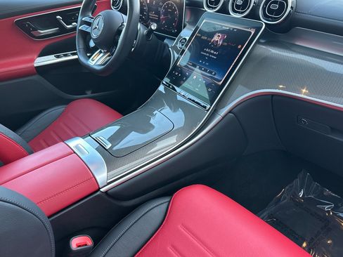 Used 2024 Mercedes-Benz GLC 43 AMG 4MATIC image 16