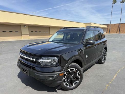 Used 2022 Ford Bronco Sport Outer Banks image 3