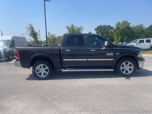 Used 2016 RAM 1500 Laramie w/ Convenience Group image 11