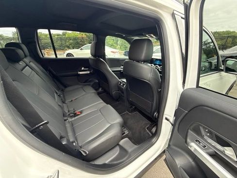 Used 2022 Mercedes-Benz GLB 250 4MATIC image 43