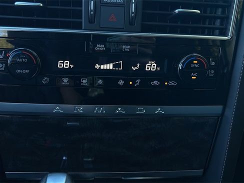 Used 2024 Nissan Armada Platinum w/ Captain's Chairs Package image 27