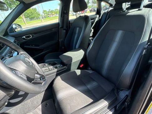 Used 2025 Honda Civic Sport image 6