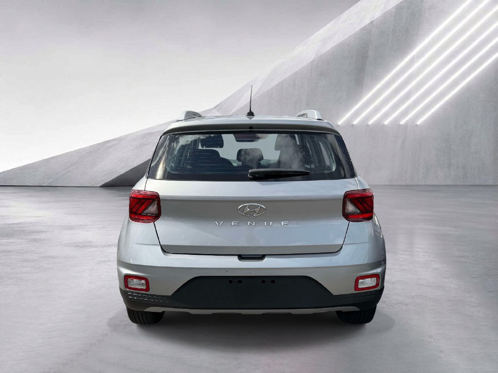 Certified 2024 Hyundai Venue SEL FWD image 6