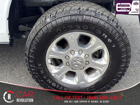 Used 2024 RAM 2500 Big Horn AWD/4WD image 11