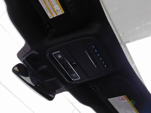 Used 2025 Ford F250 Platinum image 81