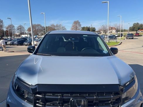 Used 2024 Honda Ridgeline Sport image 7