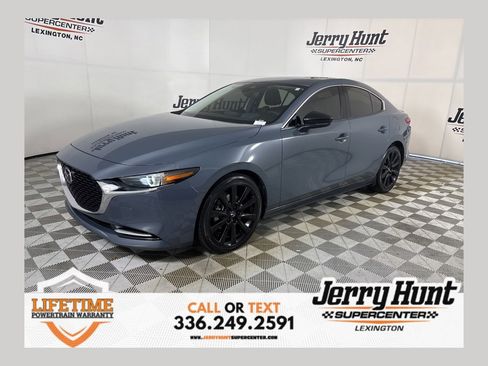 Used 2022 MAZDA MAZDA3 s image 1