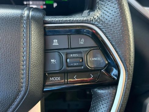 Used 2023 Toyota Tundra Limited image 21