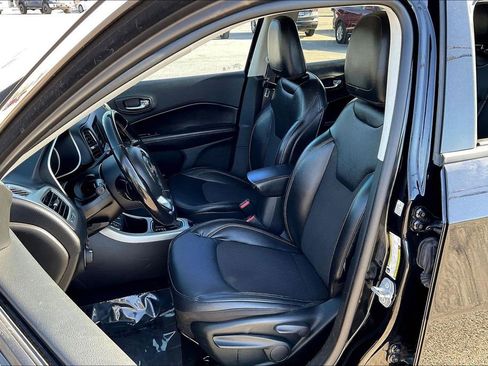 Used 2020 Jeep Compass Latitude w/ Popular Equipment Group image 27