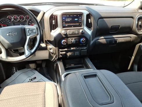 Used 2021 Chevrolet Silverado 1500 RST w/ Convenience Package II AWD/4WD image 10