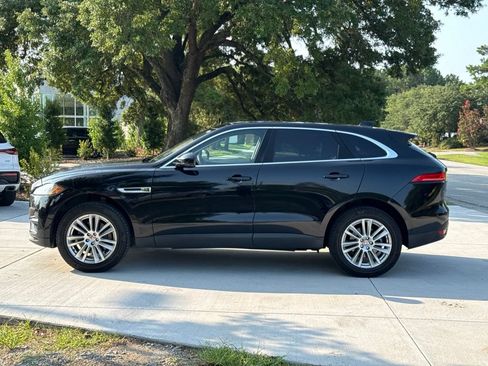 Used 2017 Jaguar F-PACE Prestige AWD/4WD image 4