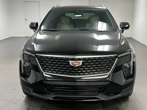 New 2025 Cadillac XT4 Premium Luxury w/ Cold Weather Package image 8