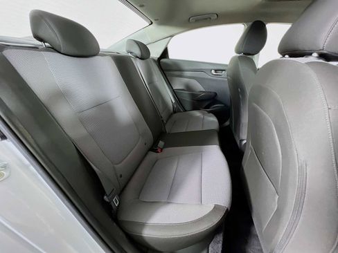 Used 2020 Hyundai Accent Limited FWD image 27