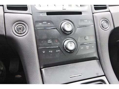 Used 2018 Ford Taurus SEL w/ Equipment Group 201A image 23