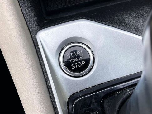 Used 2025 Nissan Altima 2.5 SV FWD image 26