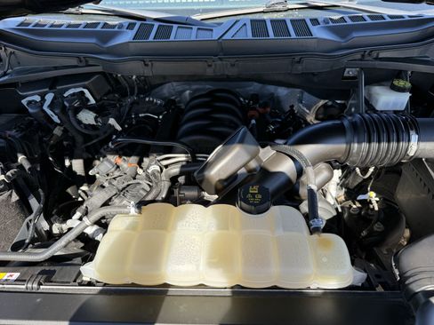 Used 2023 Ford F150 XLT image 30