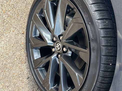 Used 2025 Toyota Corolla SE image 6