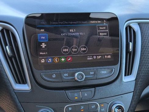 Used 2023 Chevrolet Malibu LT FWD image 19