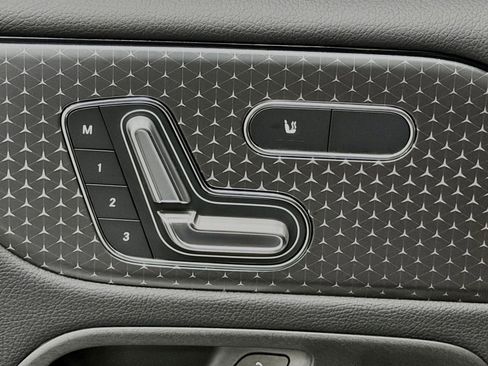 Certified 2026 Mercedes-Benz GLB 250 image 20