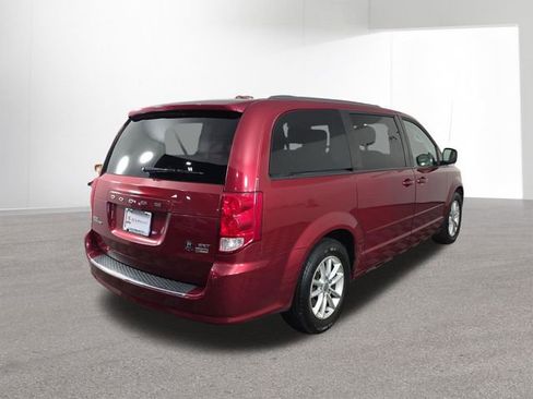 Used 2014 Dodge Grand Caravan SXT image 13