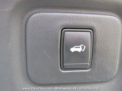 Used 2015 Nissan Pathfinder SL w/ SL Premium Package AWD/4WD image 20