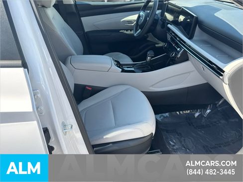 Used 2025 Hyundai Tucson SEL image 16