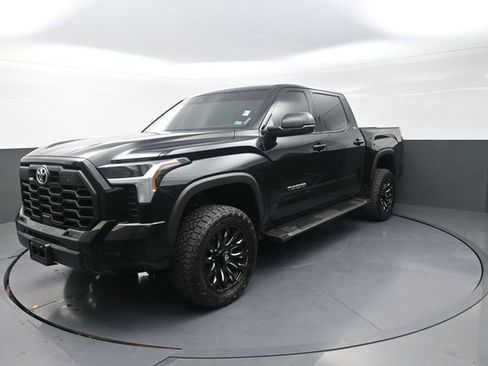 Used 2024 Toyota Tundra SR5 w/ SR5 Premium Package AWD/4WD image 45