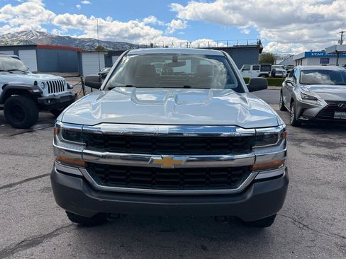 Used 2018 Chevrolet Silverado 1500 W/T w/ Trailering Package AWD/4WD image 2