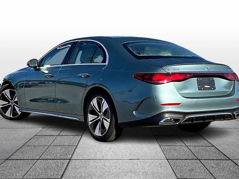 New 2026 Mercedes-Benz E 350 4MATIC Sedan image 4