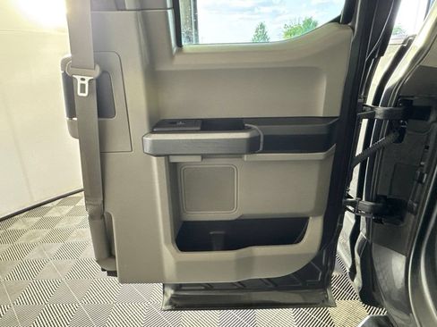 Used 2017 Ford F150 XLT w/ Equipment Group 301A Mid AWD/4WD image 43