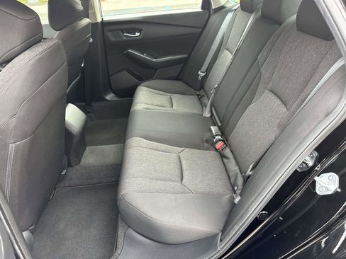 Used 2024 Honda Accord EX image 17