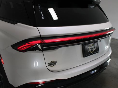 New 2026 Lincoln Nautilus Premier image 56