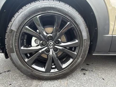 Used 2024 MAZDA CX-30 Carbon AWD/4WD image 9