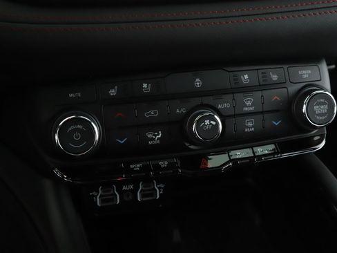 Used 2026 Dodge Durango GT image 16