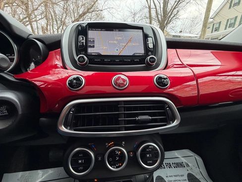 Used 2016 FIAT 500X Lounge image 13