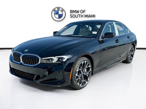 New 2025 BMW 330i Sedan w/ Convenience Package image 3