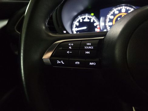 Used 2024 MAZDA MAZDA3 s image 20