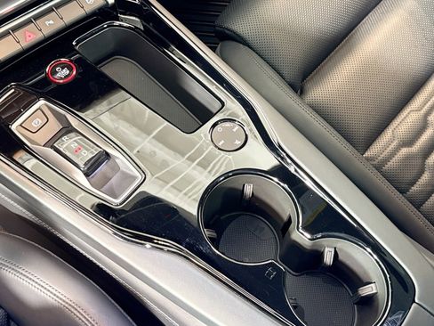 Used 2023 Audi e-tron GT Premium Plus image 16